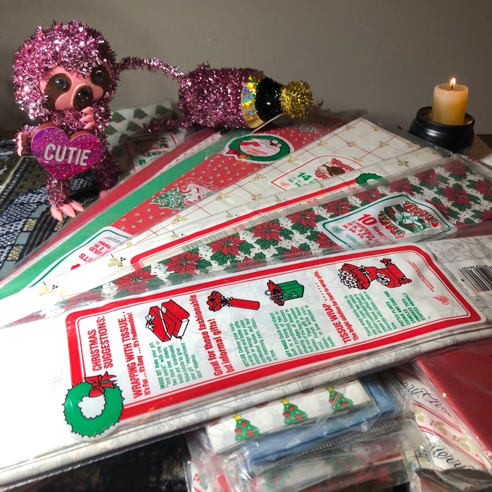 Assorted Gift Wrap Party Supplies